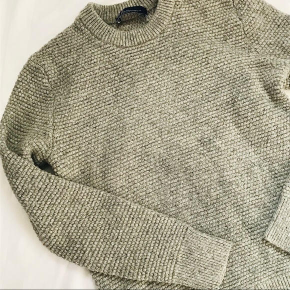 GAP Crew Neck Sweater - Picture 2 of 5
